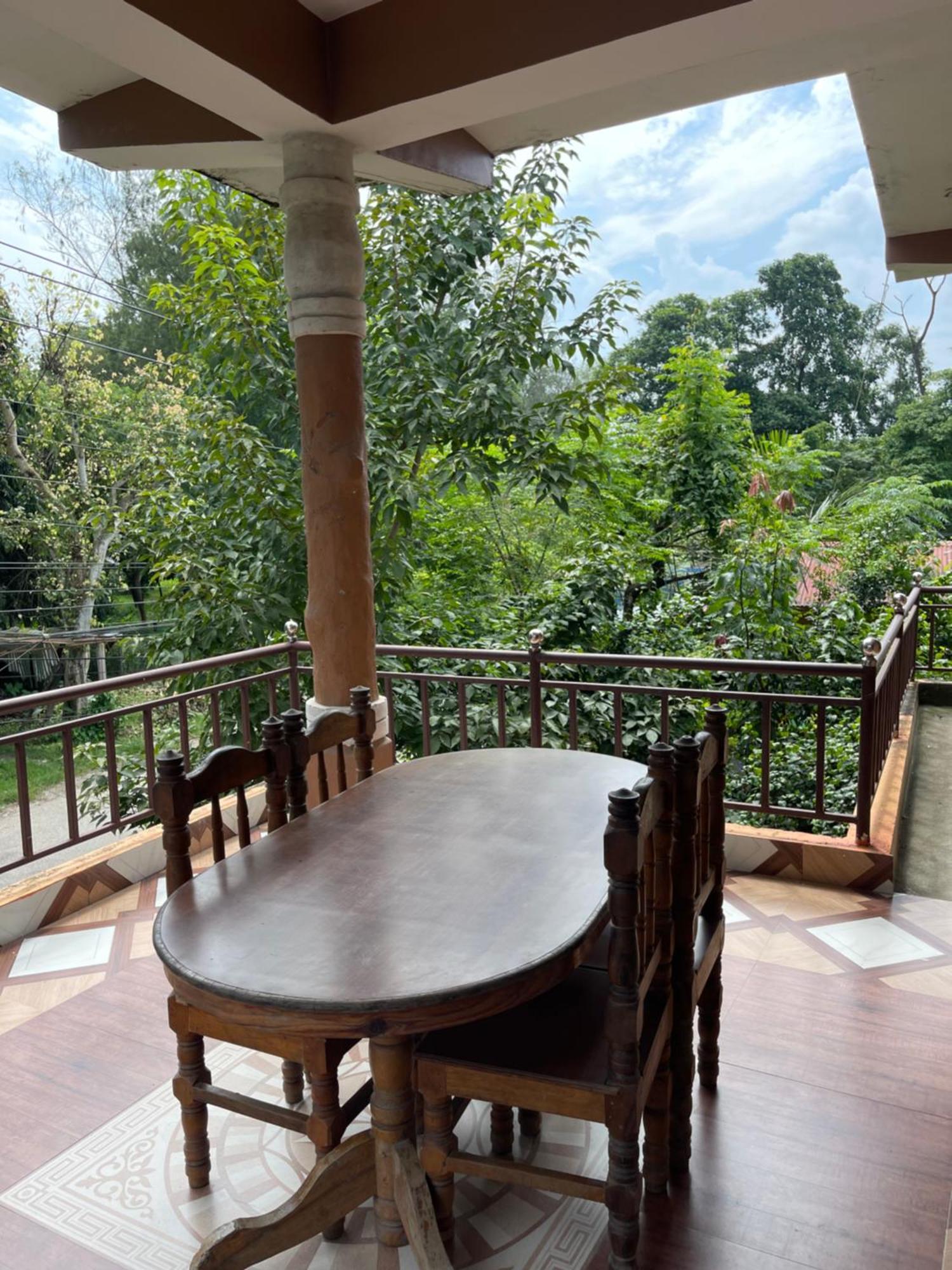 Tara Guesthouse - Sauraha,Chitwan Dış mekan fotoğraf