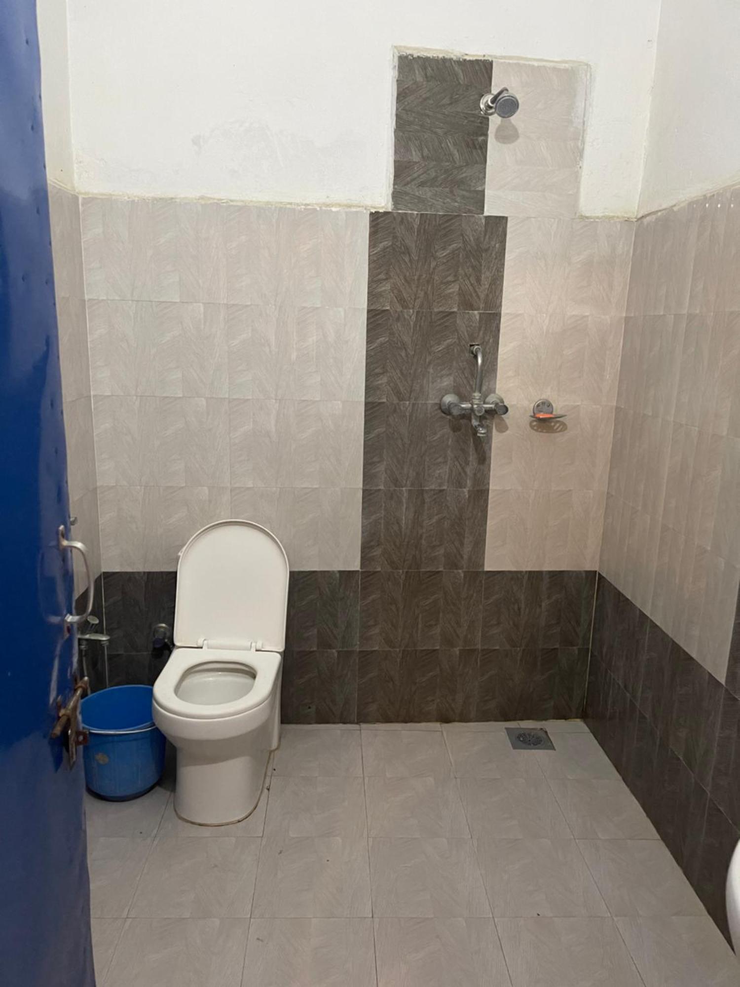 Tara Guesthouse - Sauraha,Chitwan Dış mekan fotoğraf