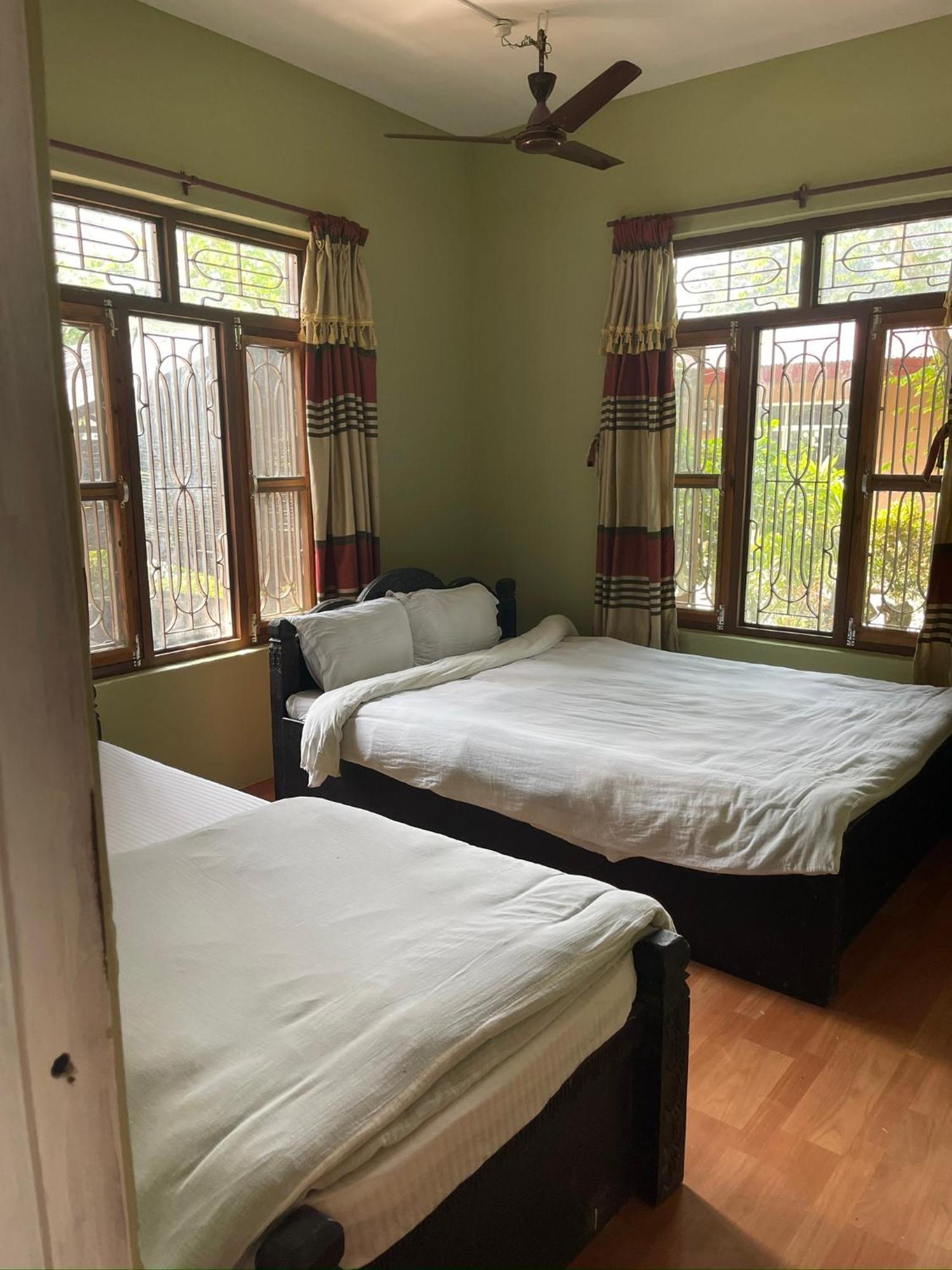 Tara Guesthouse - Sauraha,Chitwan Dış mekan fotoğraf