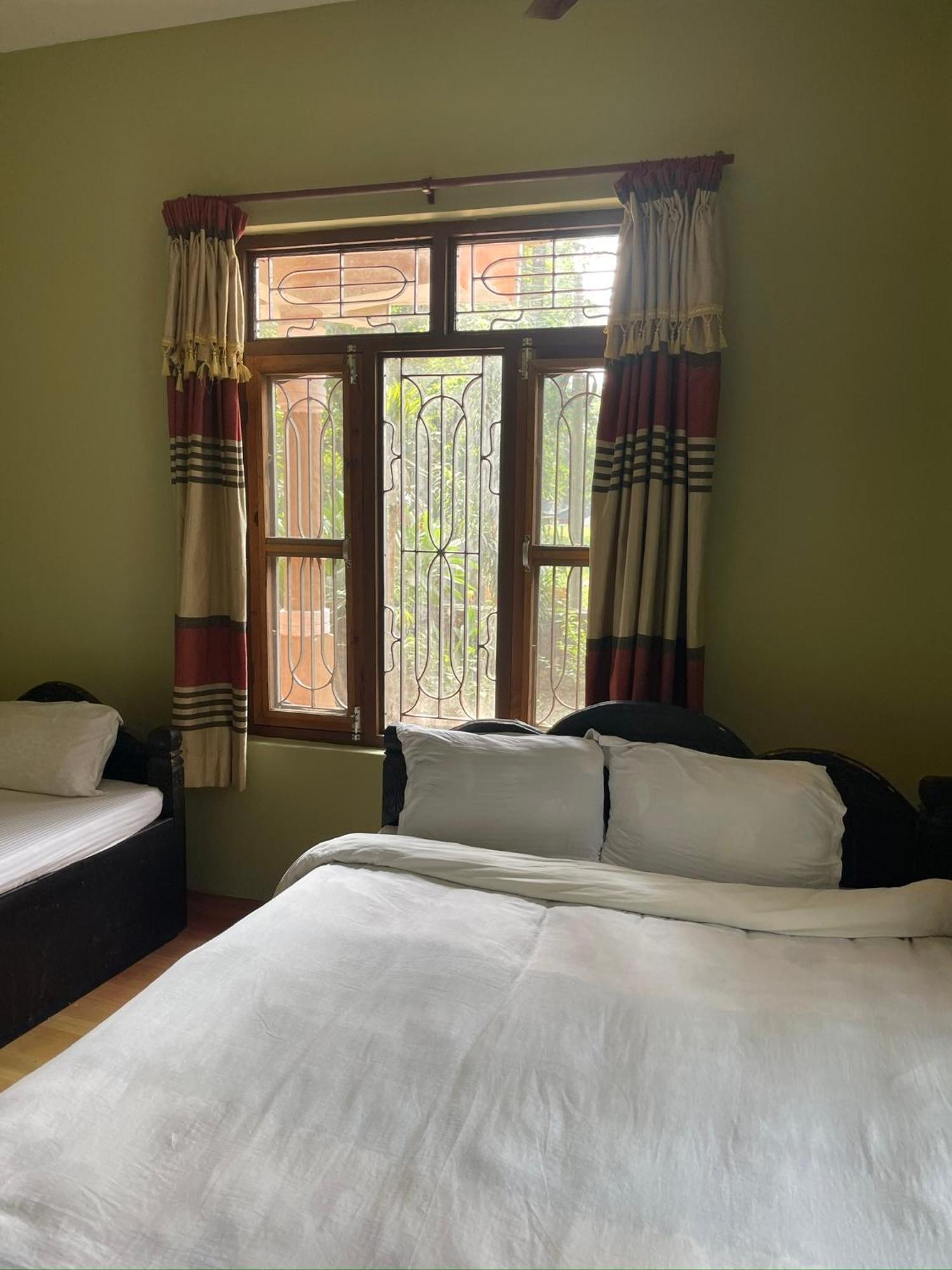 Tara Guesthouse - Sauraha,Chitwan Dış mekan fotoğraf