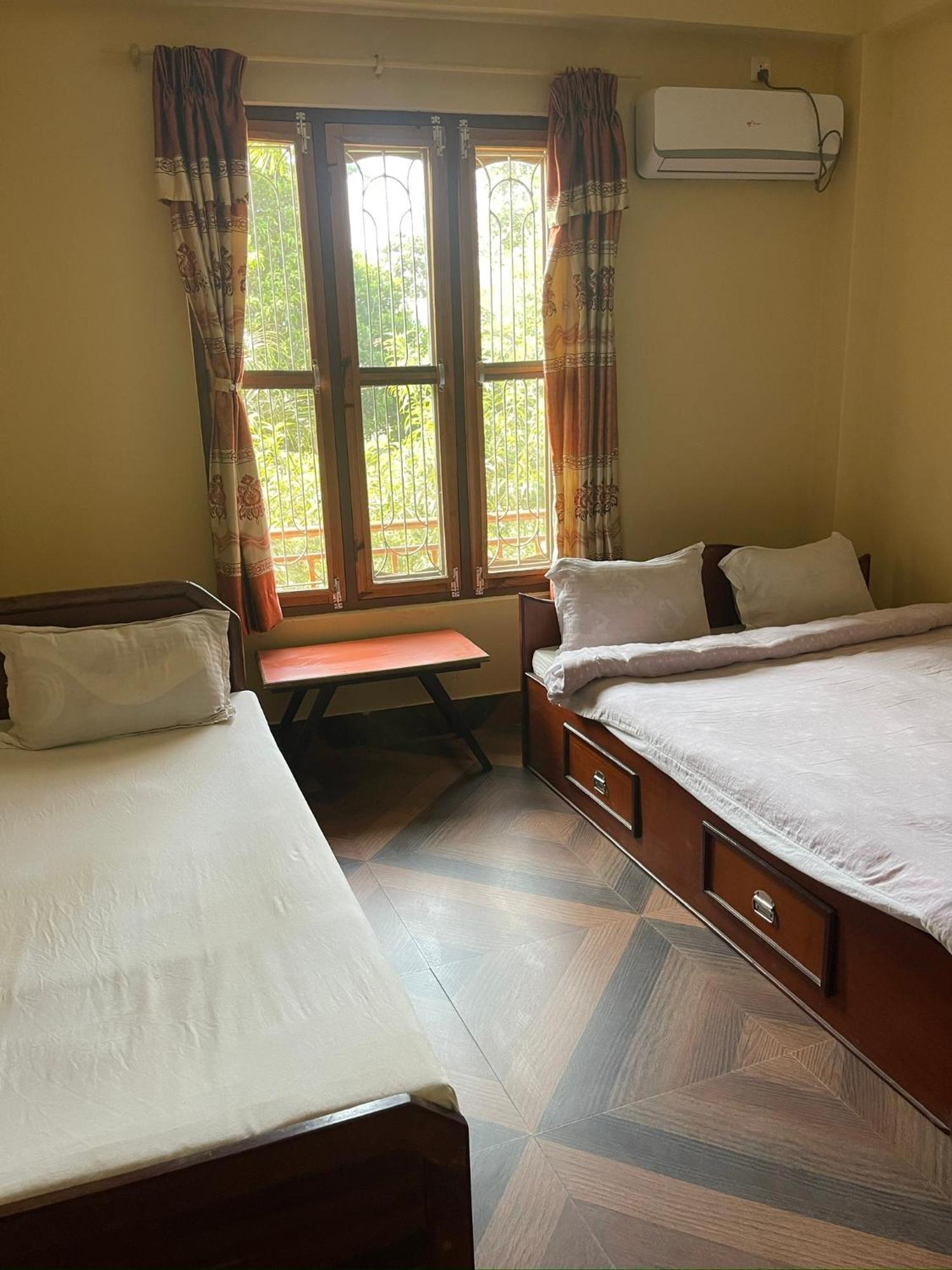 Tara Guesthouse - Sauraha,Chitwan Dış mekan fotoğraf