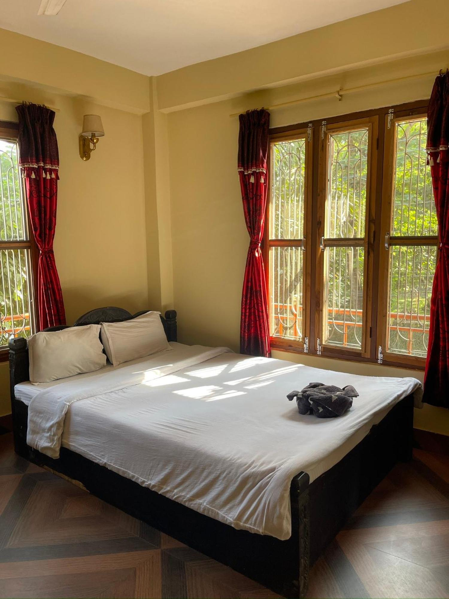 Tara Guesthouse - Sauraha,Chitwan Dış mekan fotoğraf